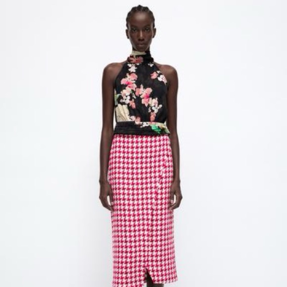 🌺 Zara Black Floral Halter Blouse